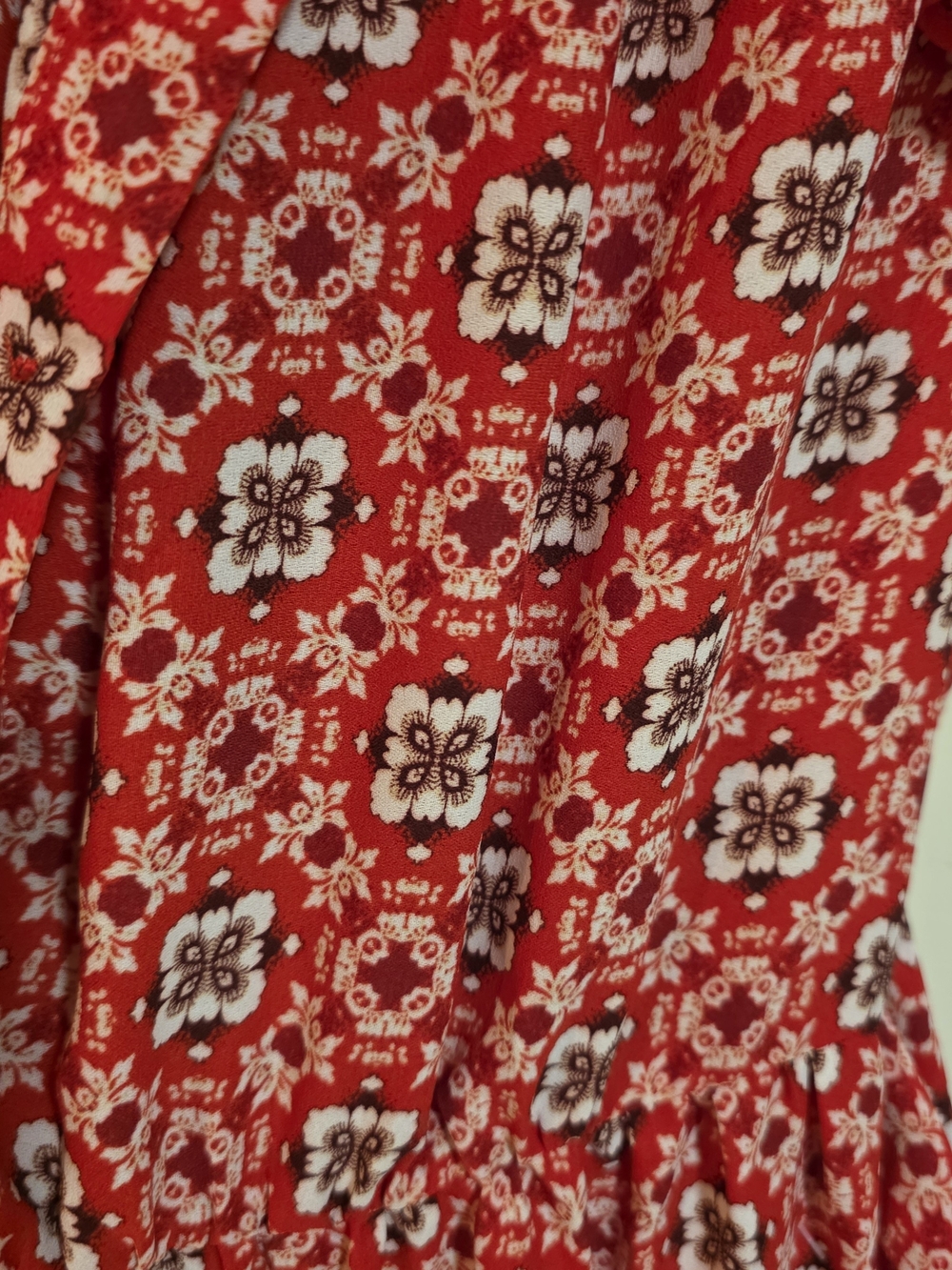 Max Studio Red Printed Collared Midi Dress - Picture 7 of 12